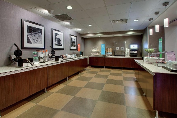 Hampton Shreveport South image 5